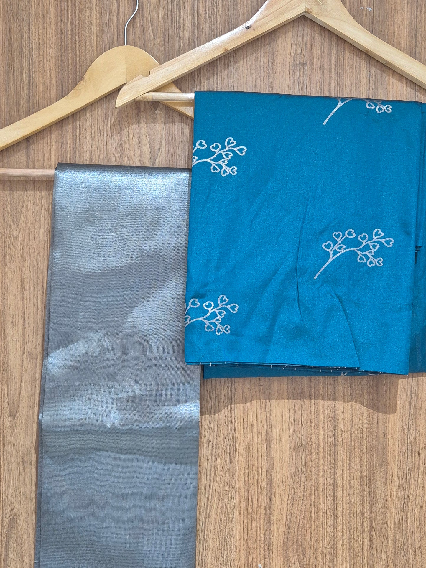 OFFER SALES UNSTITCHED SALWAR SUITS - IHA 26931