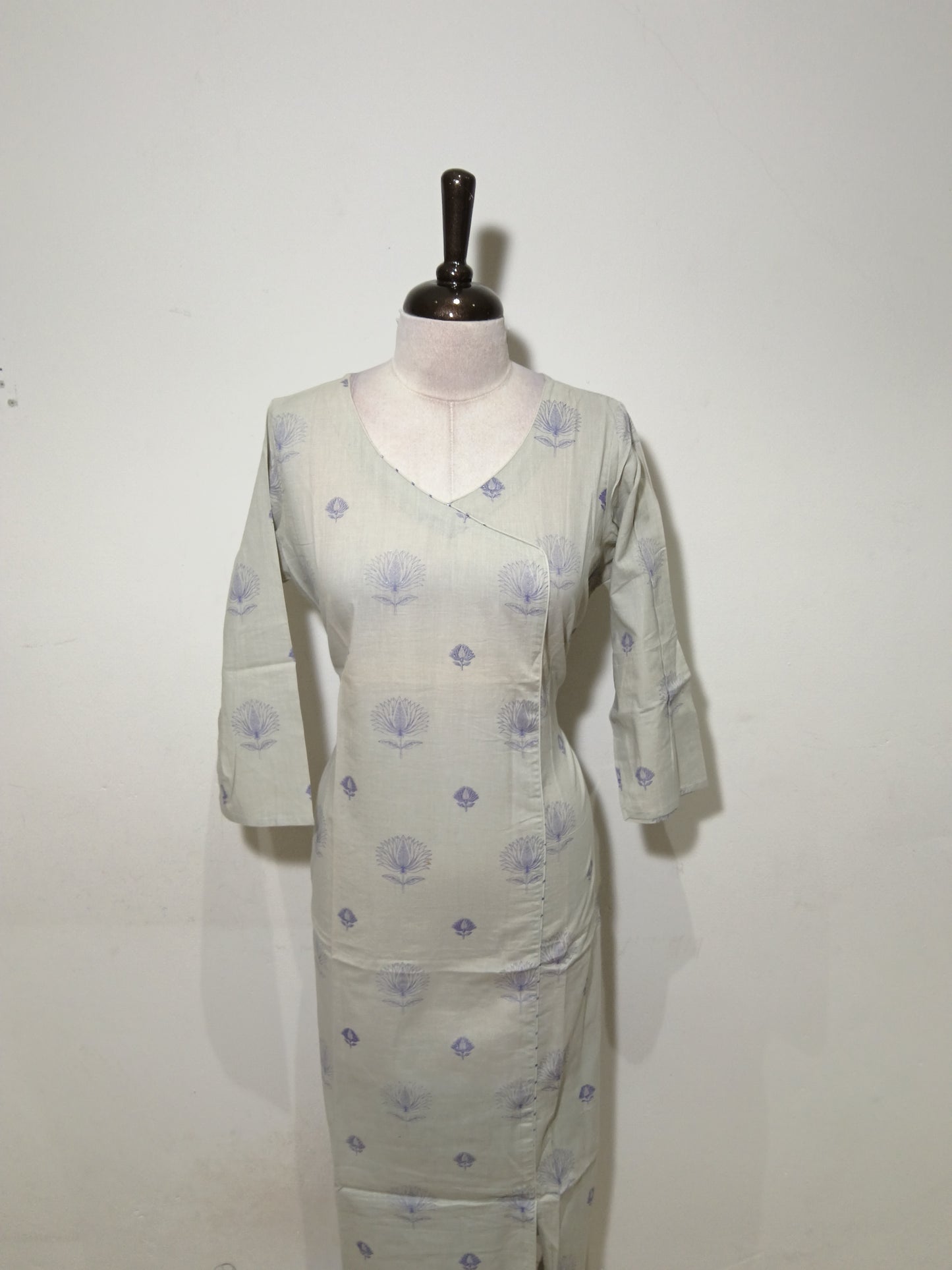 OFFER SALES TOP'S-  IHA 35109