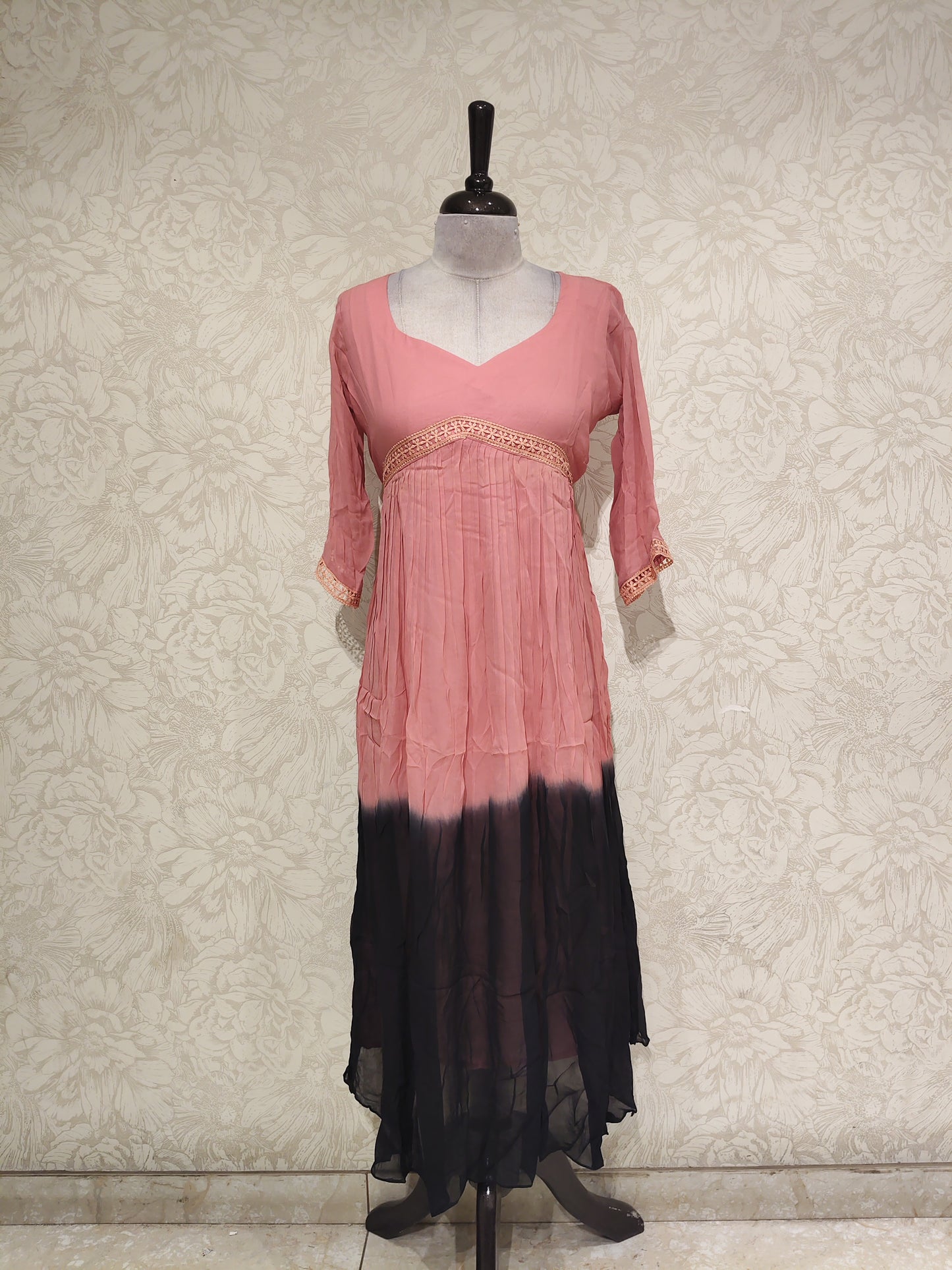 OFFER SALES TOP ONLY COLLECTIONS  - IHA 27845