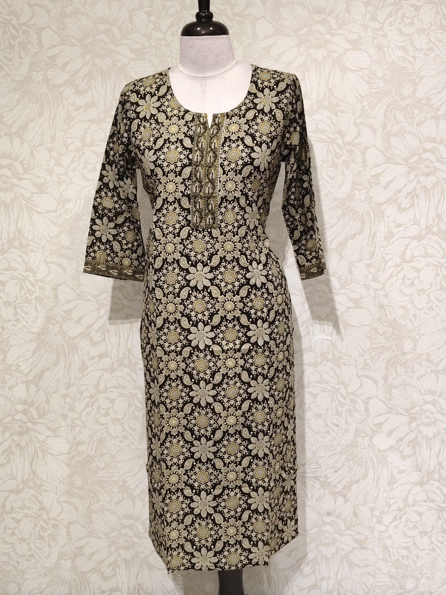 OFFER SALES TOPS COLLECTIONS - IHA 27163