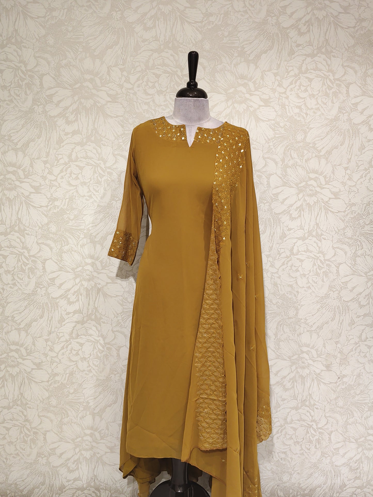 OFFER SALES TOPS COLLECTIONS  - IHA 27140