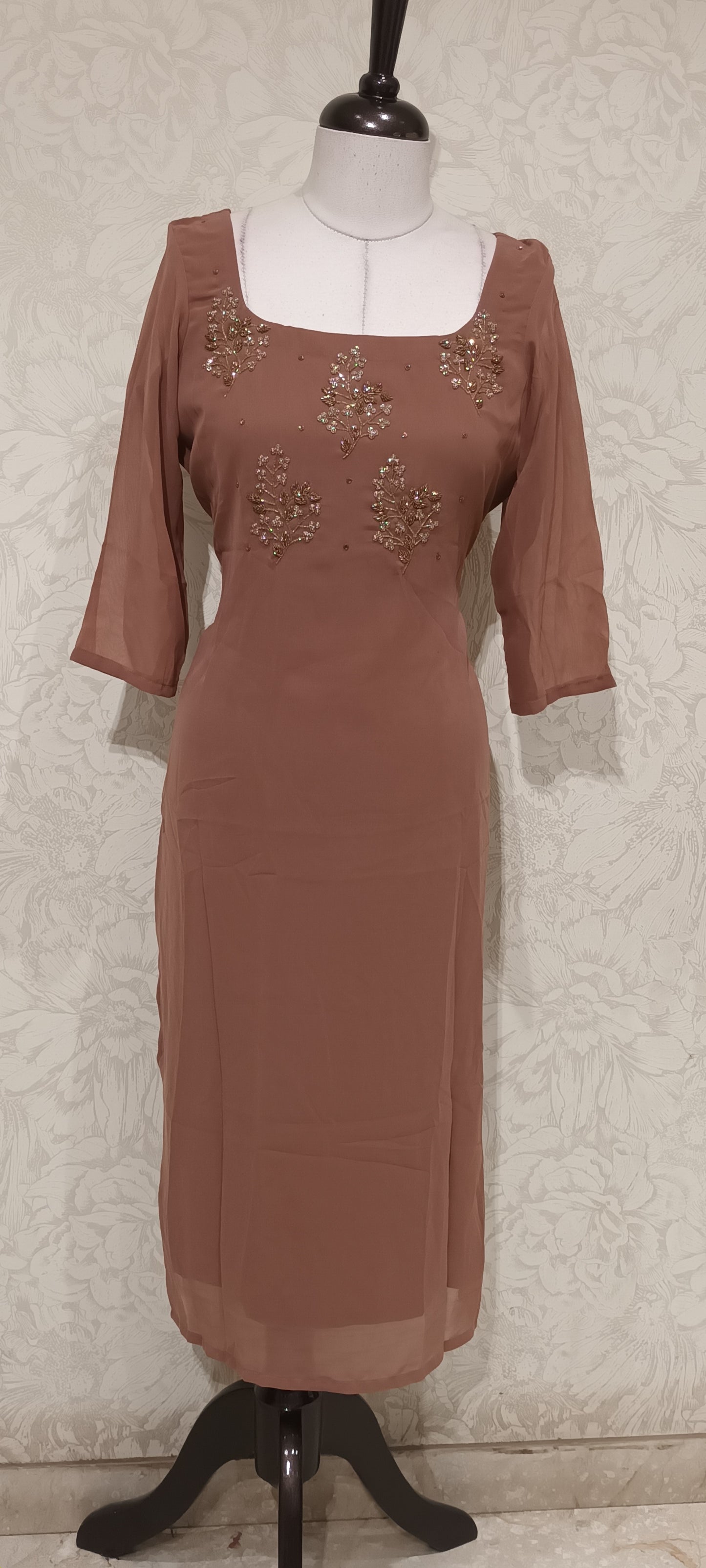 OFFER SALES TOPS COLLECTIONS - IHA 27133