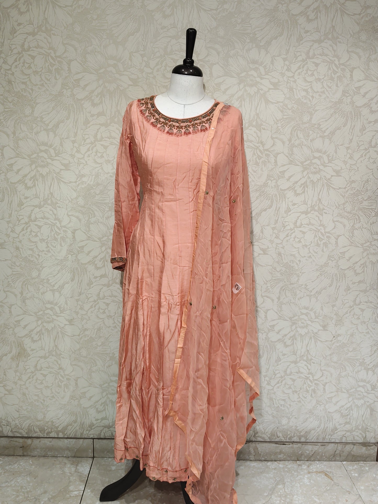 OFFER SALES TOPS COLLECTIONS  - IHA 27140