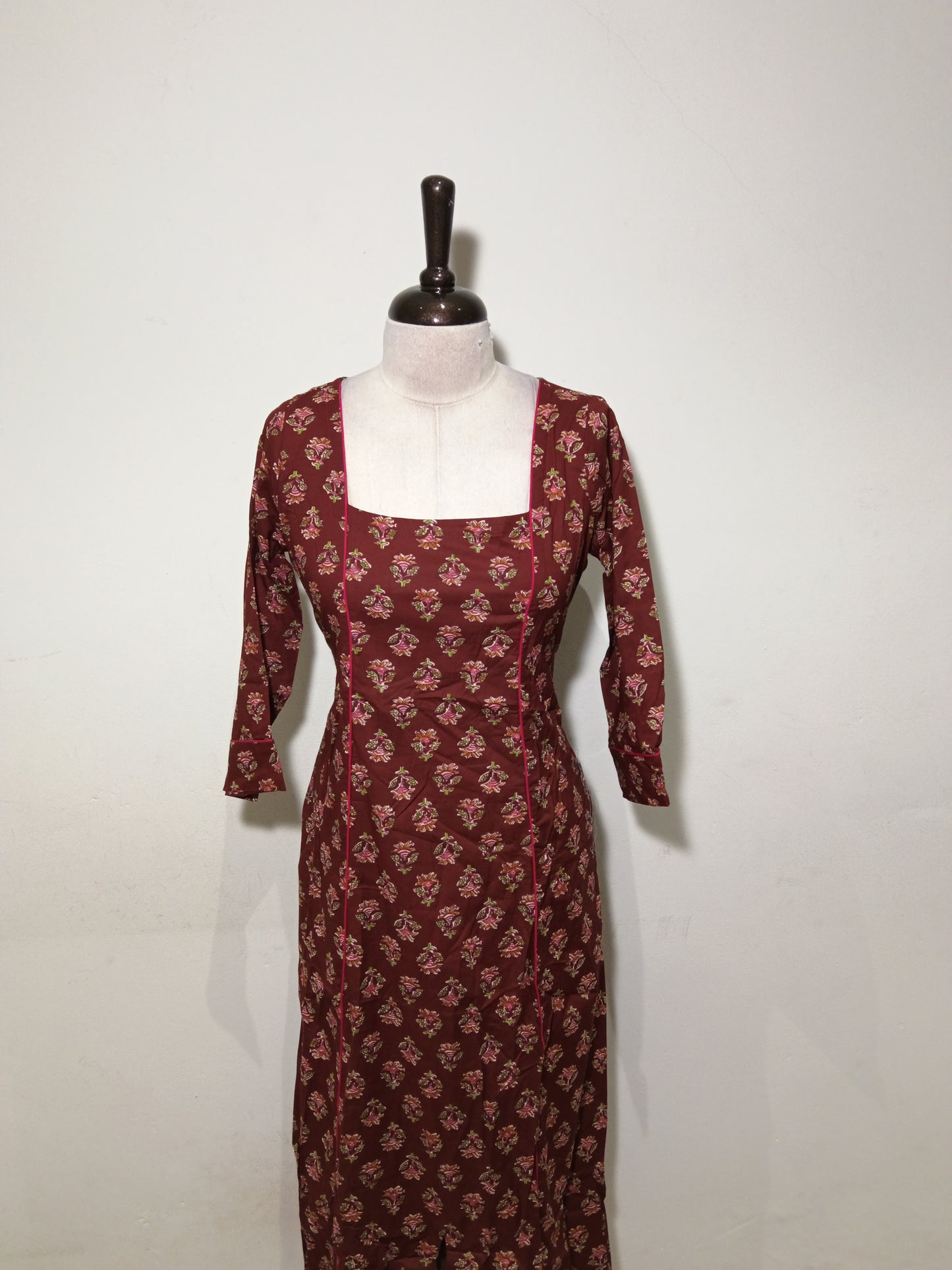 OFFER SALES TOP'S-  IHA 35109