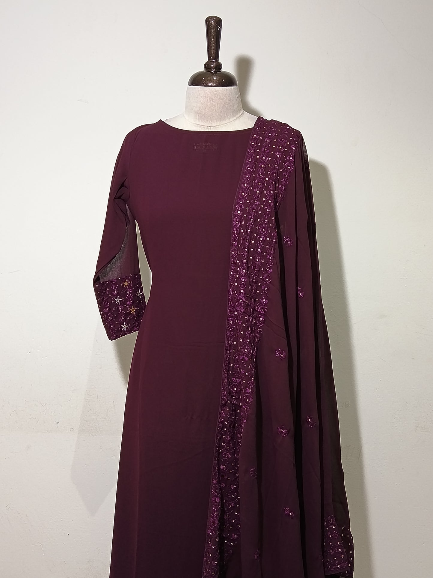 OFFER SALES TOP'S -  IHA 34920