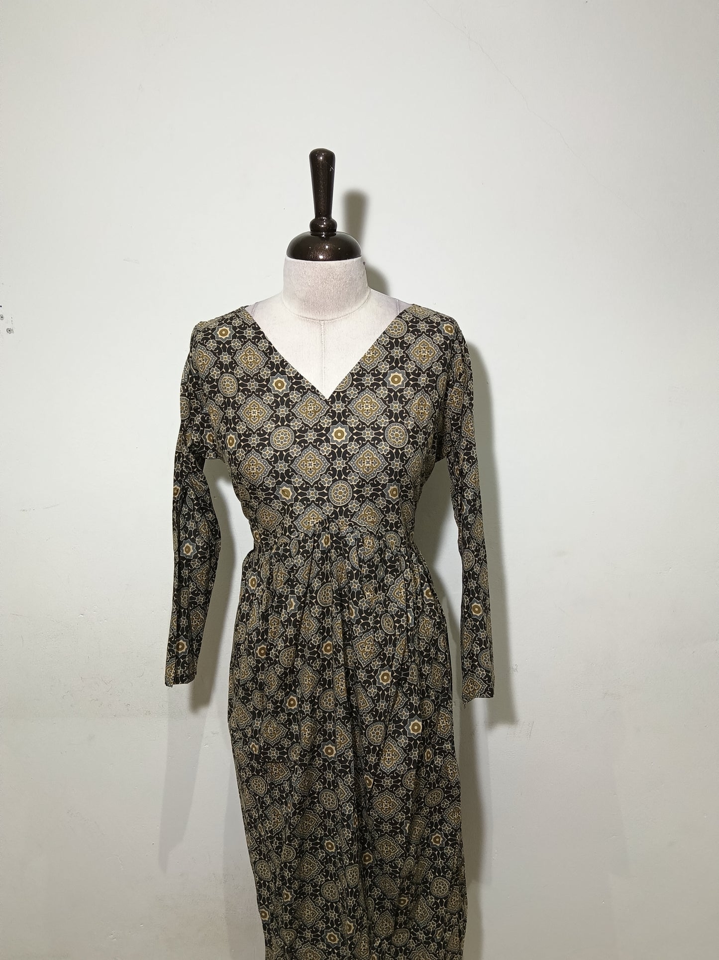 OFFER SALES TOP'S-  IHA 35109