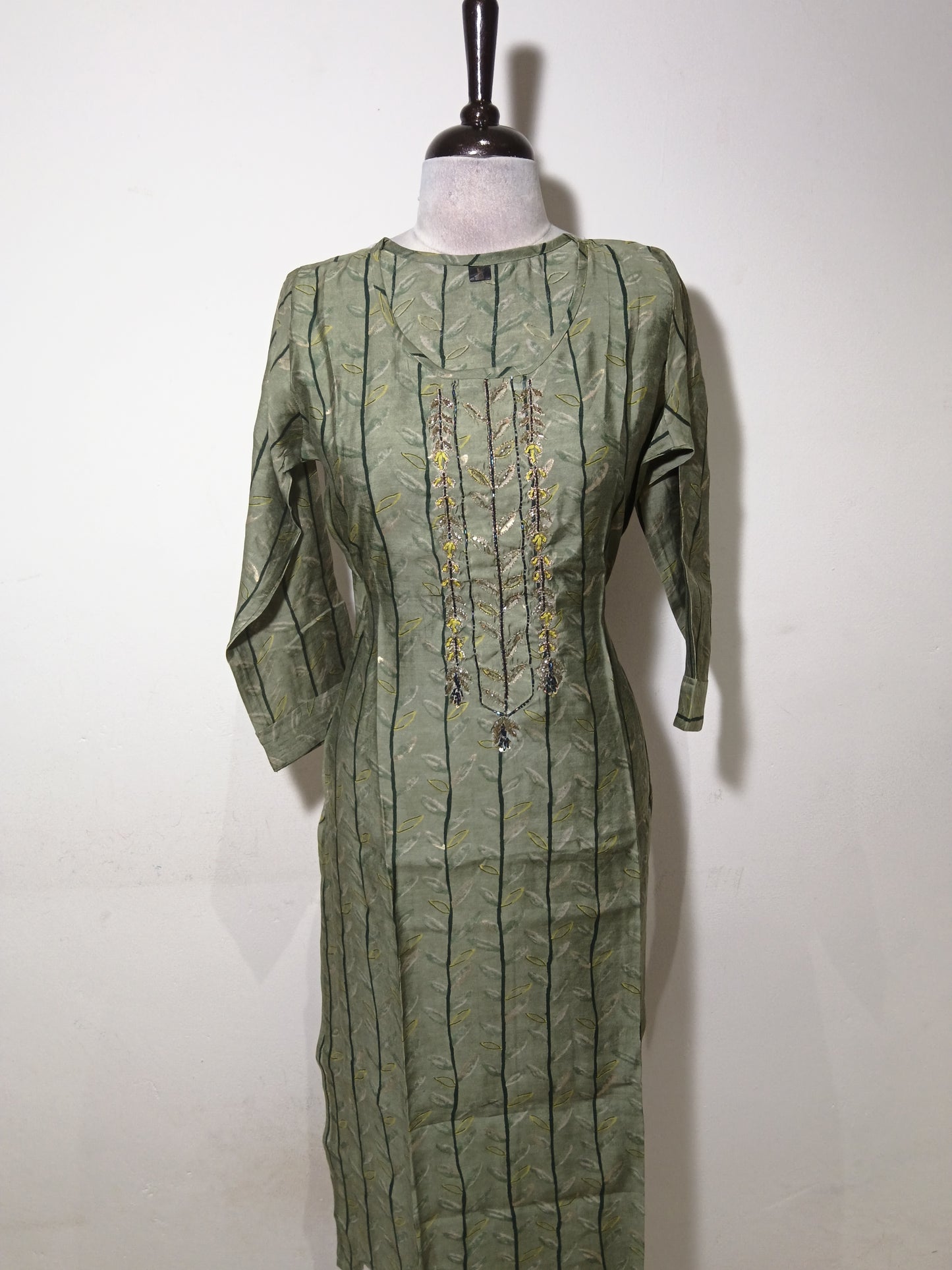 OFFER SALES TOPS  -  IHA 34756