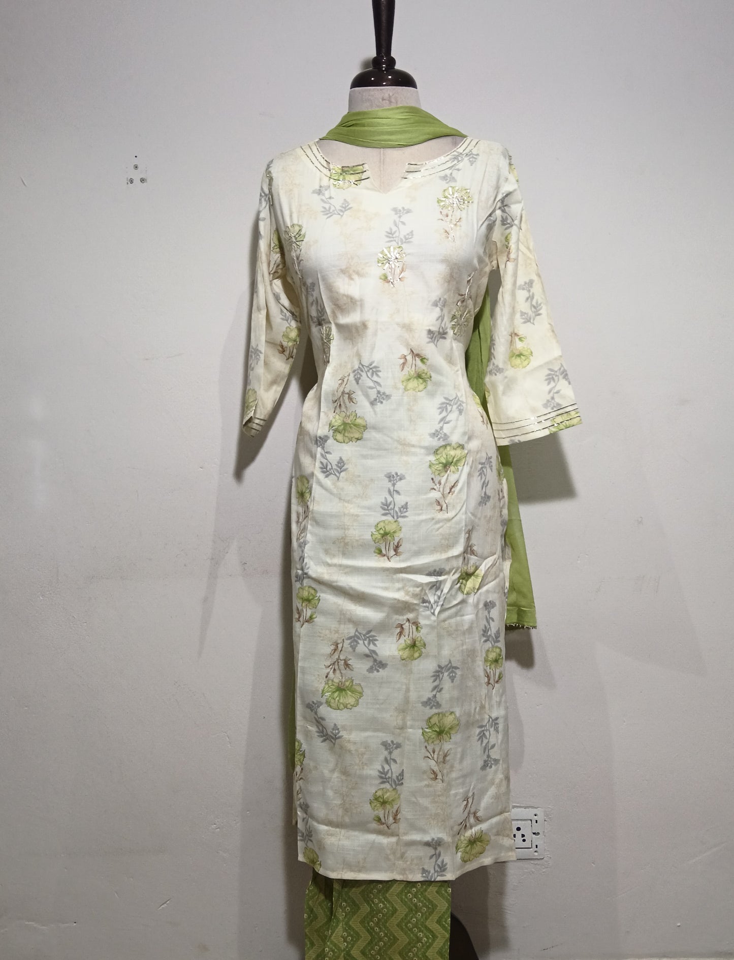 OFFER SALES TOP AND  BOTTOM  -  IHA 34755