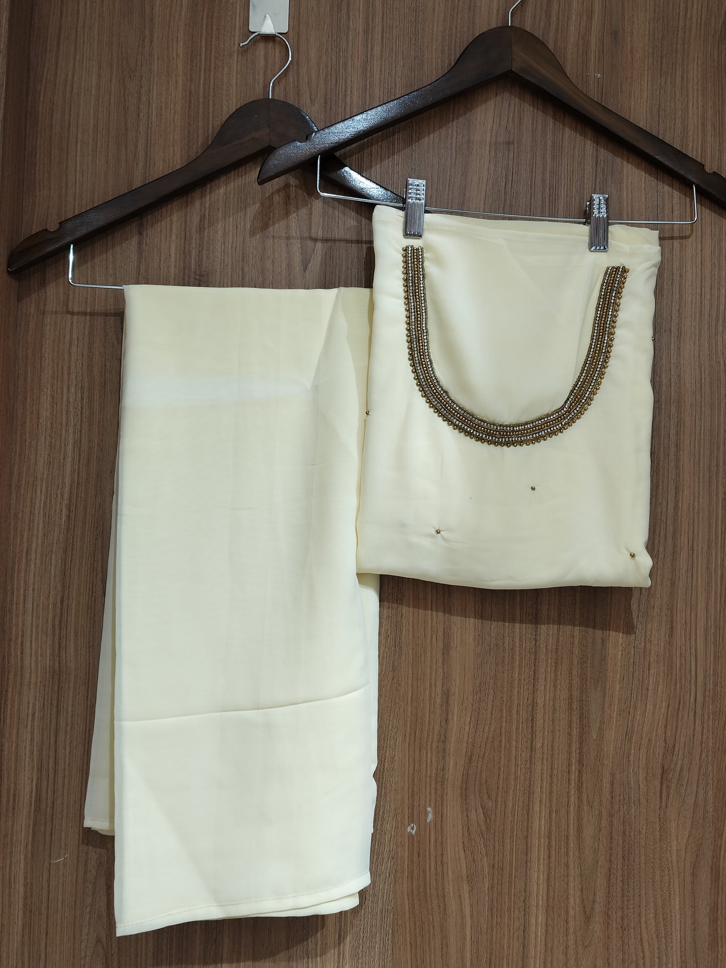 OFFER SALES UNSTITCHED SALWAR  - IHA 27602