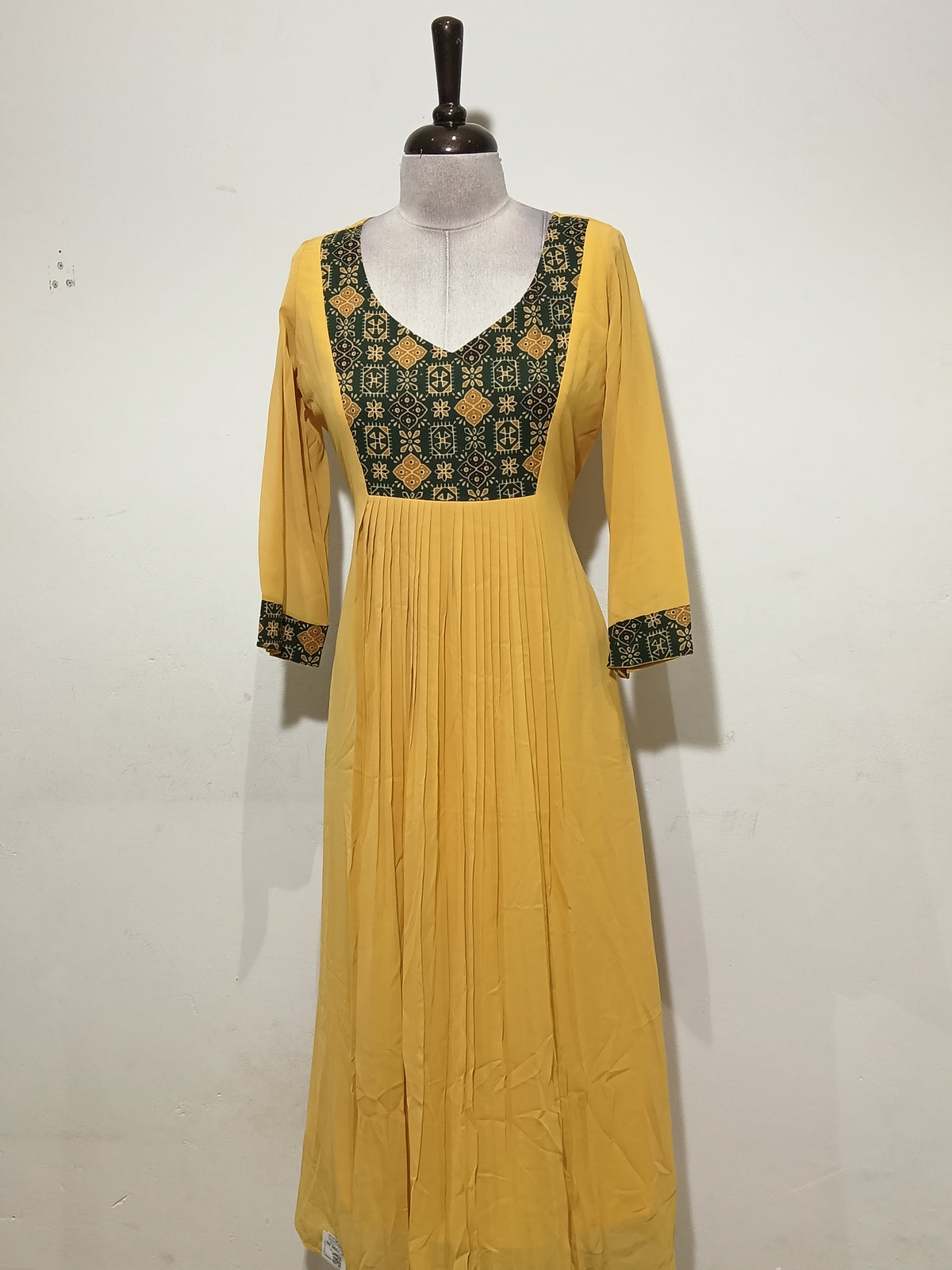OFFER SALES TOP'S -  IHA 35675