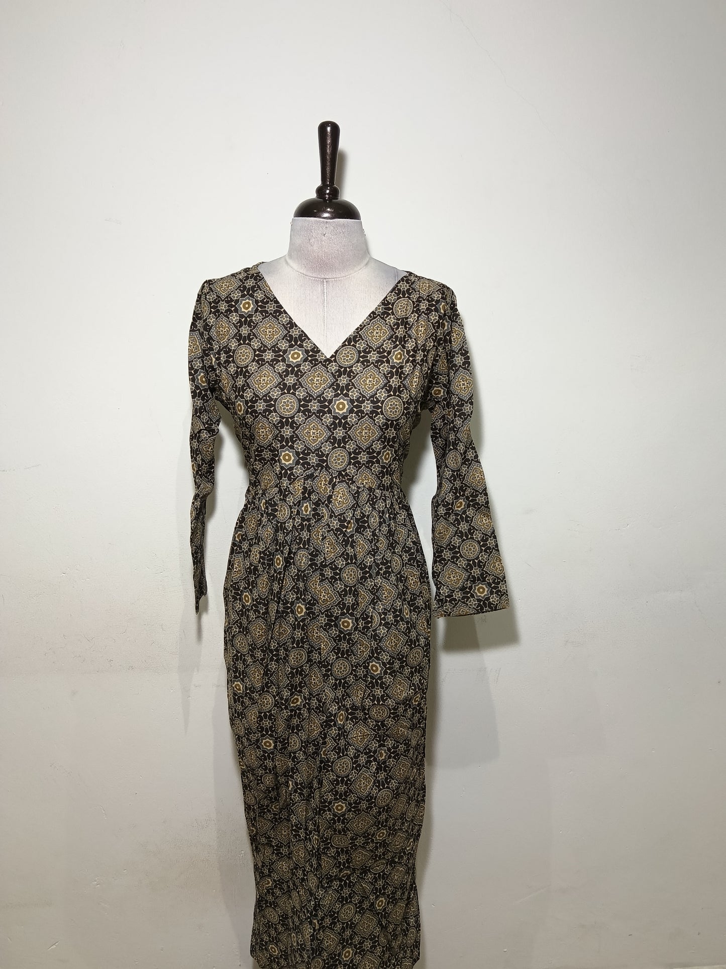 OFFER SALES TOP'S-  IHA 34874