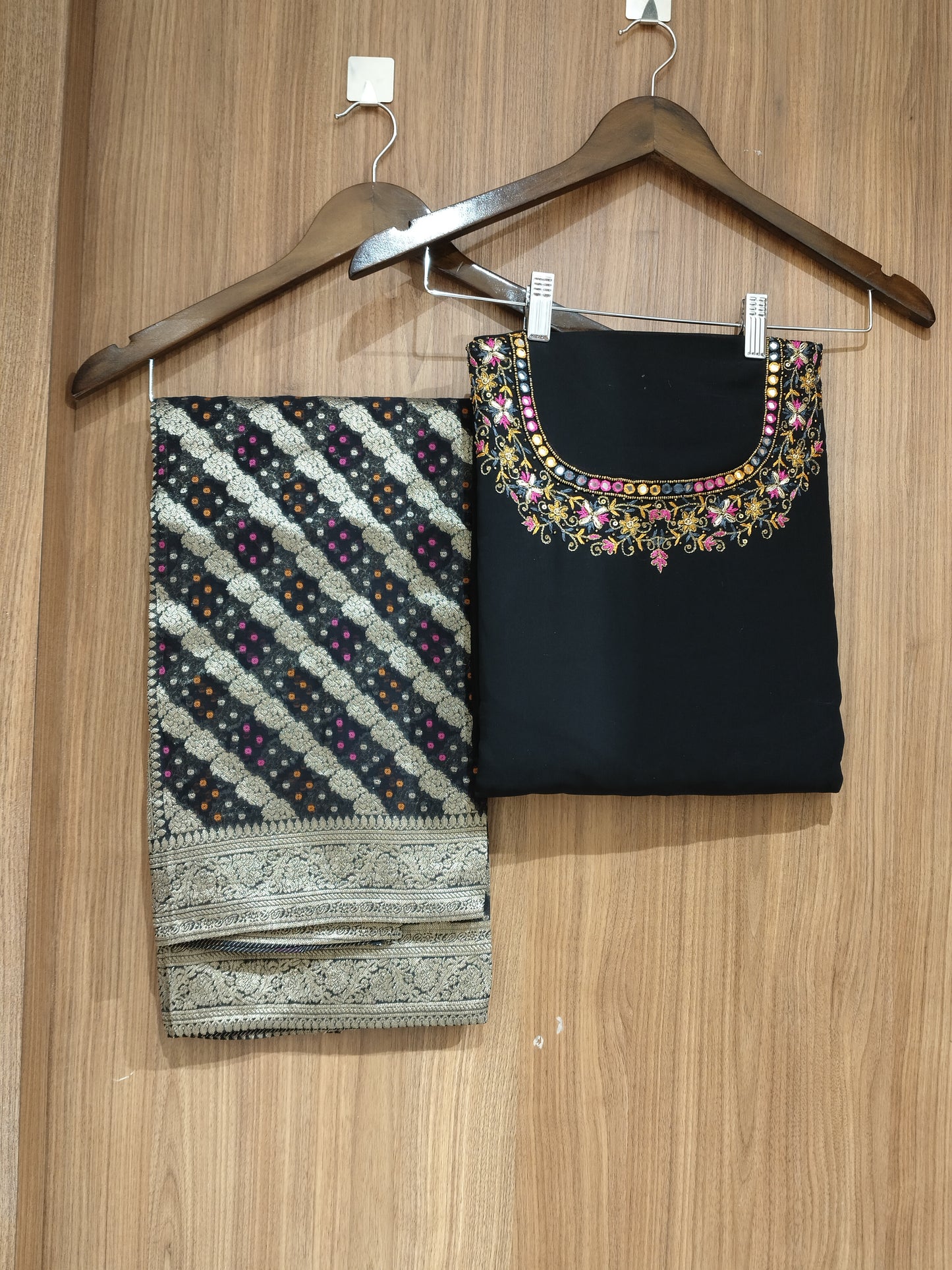 OFFER SALES UNSTITCHED SALWAR  - IHA 27602