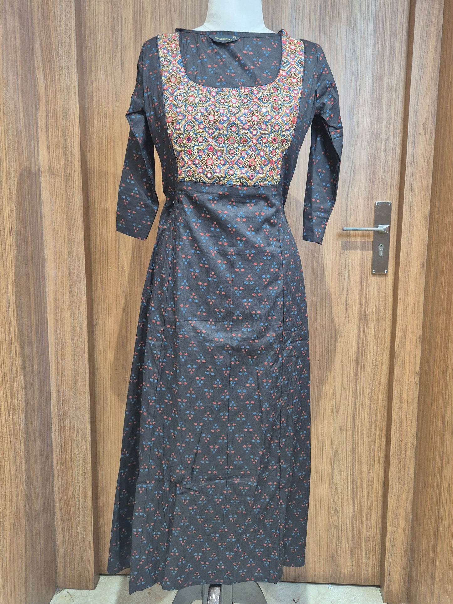 OFFER SALES TOPS COLLECTIONS - IHA 26789