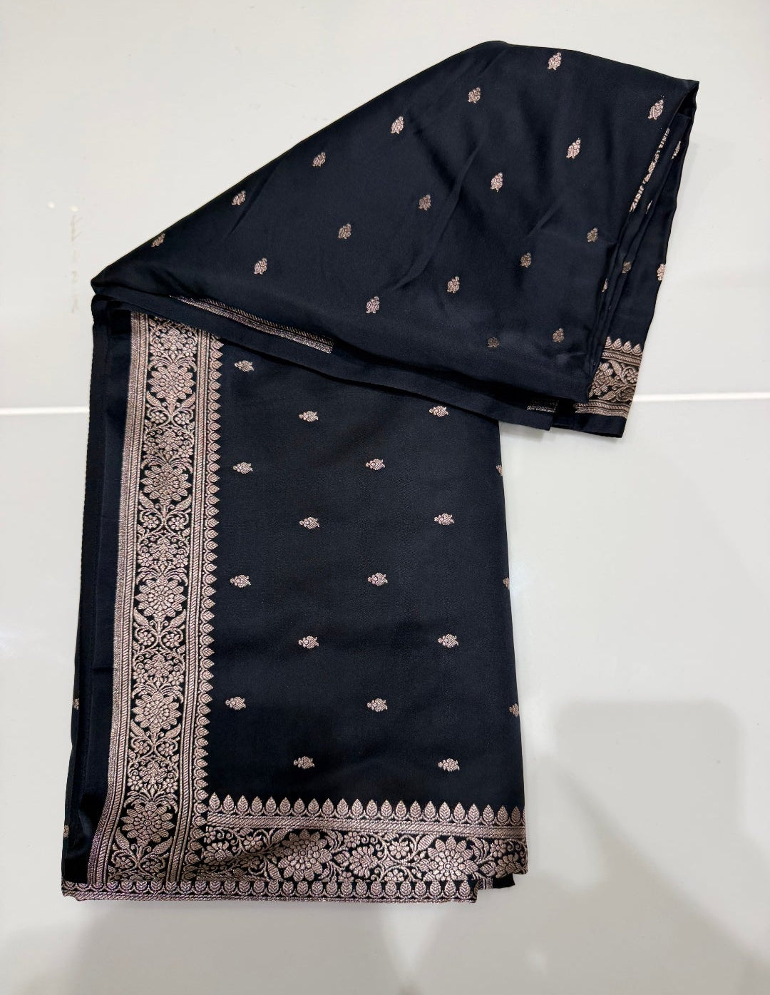 DESIGNER BANARASI SAREES - IHA 30856