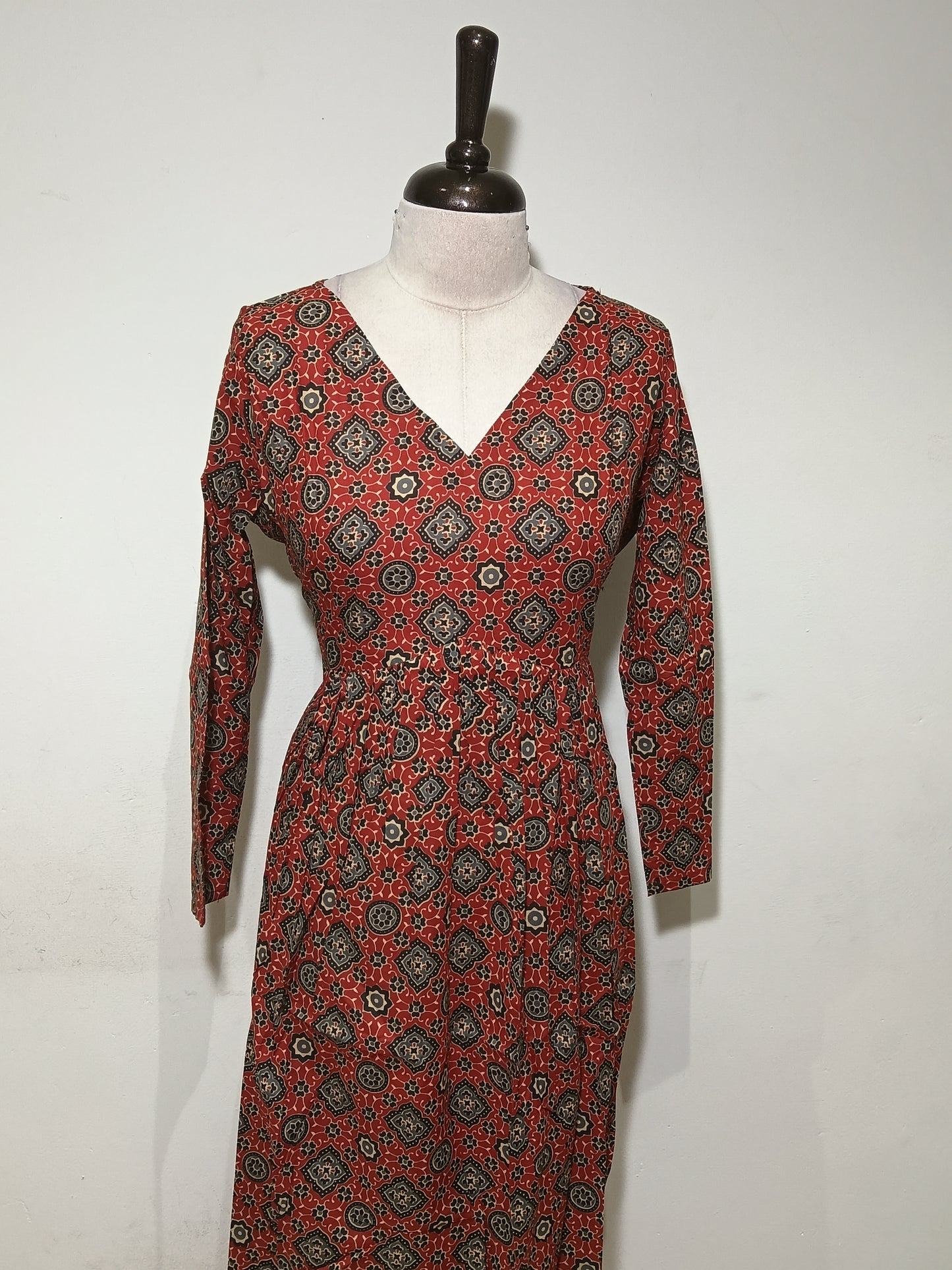 OFFER SALES TOP'S-  IHA 34796