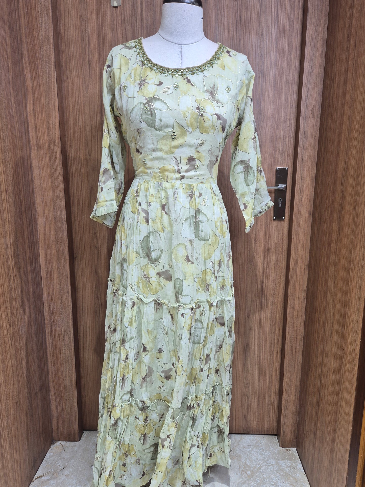 OFFER SALES TOPS COLLECTIONS  - IHA 26749