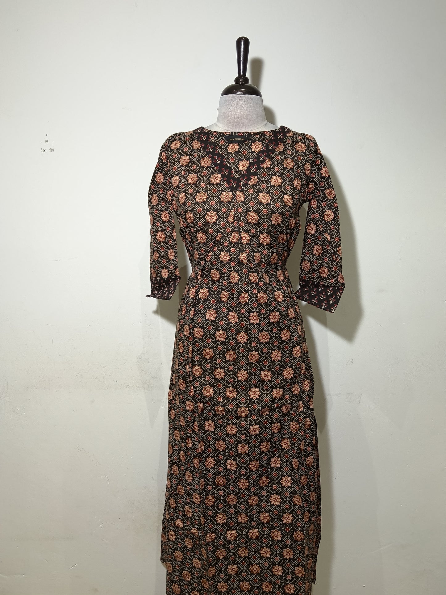 OFFER SALES TOP'S-  IHA 34770