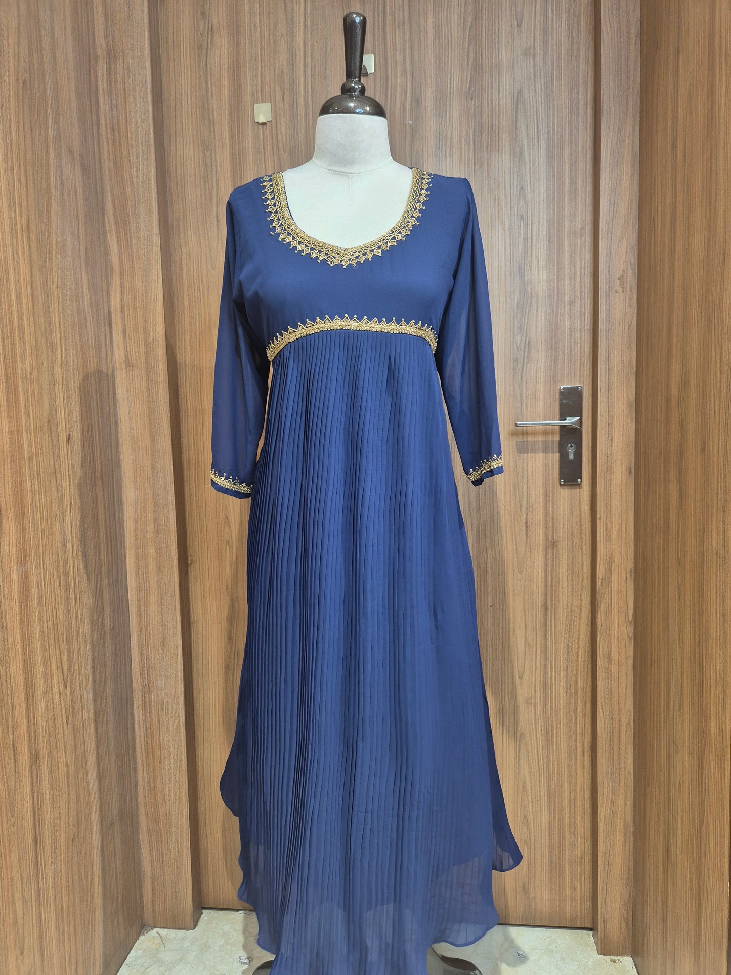 OFFER SALES TOPS COLLECTIONS - IHA 26789