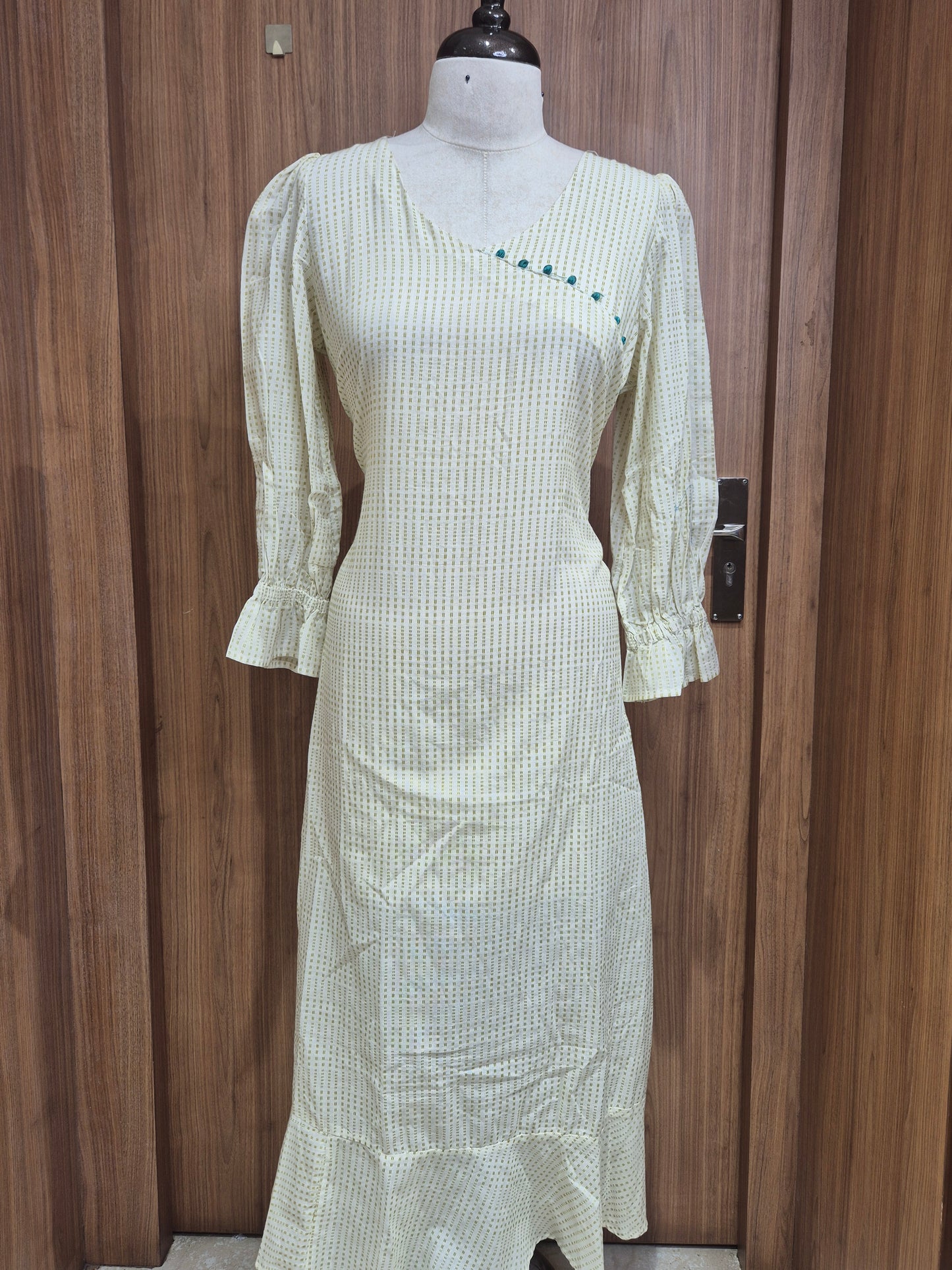 OFFER SALES TOPS COLLECTIONS  - IHA 26749