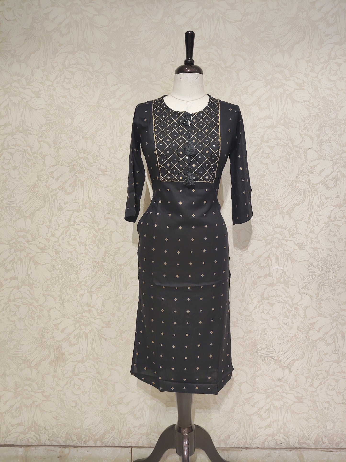 OFFER SALES TOPS COLLECTIONS - IHA 28479