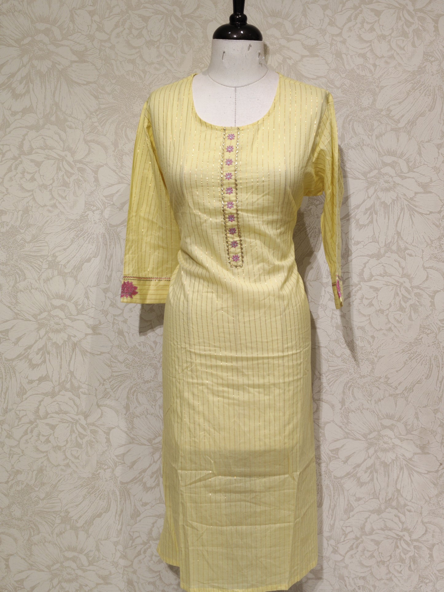 OFFER SALES TOPS COLLECTIONS - IHA 27082
