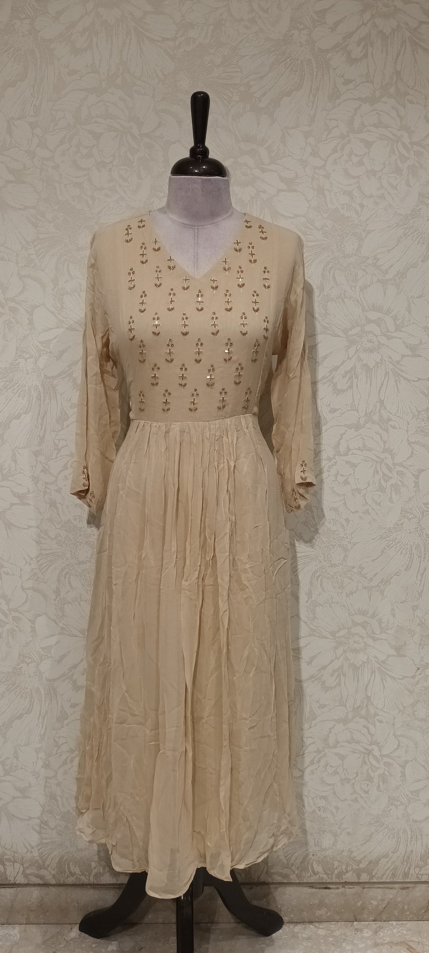 OFFER SALES TOPS COLLECTIONS - IHA 27133