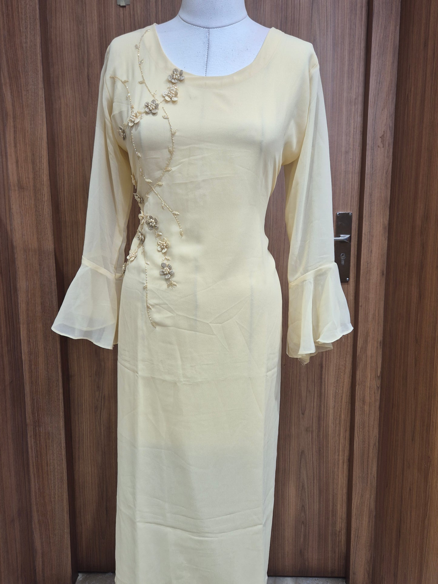 OFFER SALES TOPS COLLECTIONS  - IHA 26749