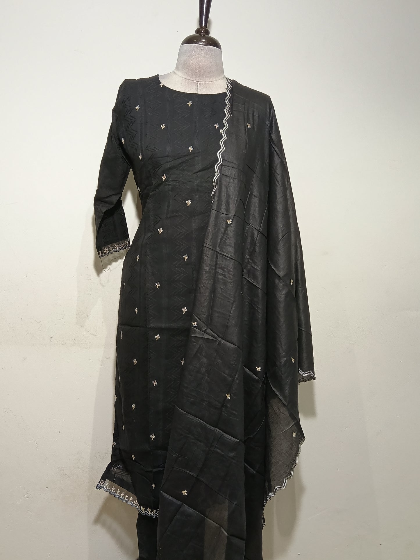 OFFER SALES TOP AND  BOTTOM  -  IHA 34755