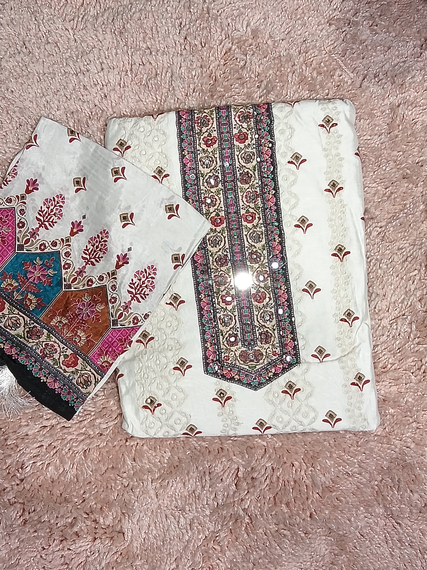 OFFER SALES UNSTITCHED SALWAR SUITS -  IHA 34779