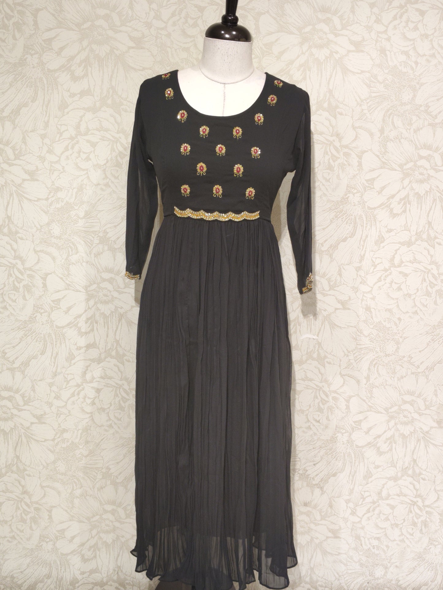 OFFER SALES TOPS COLLECTIONS  - IHA 27140
