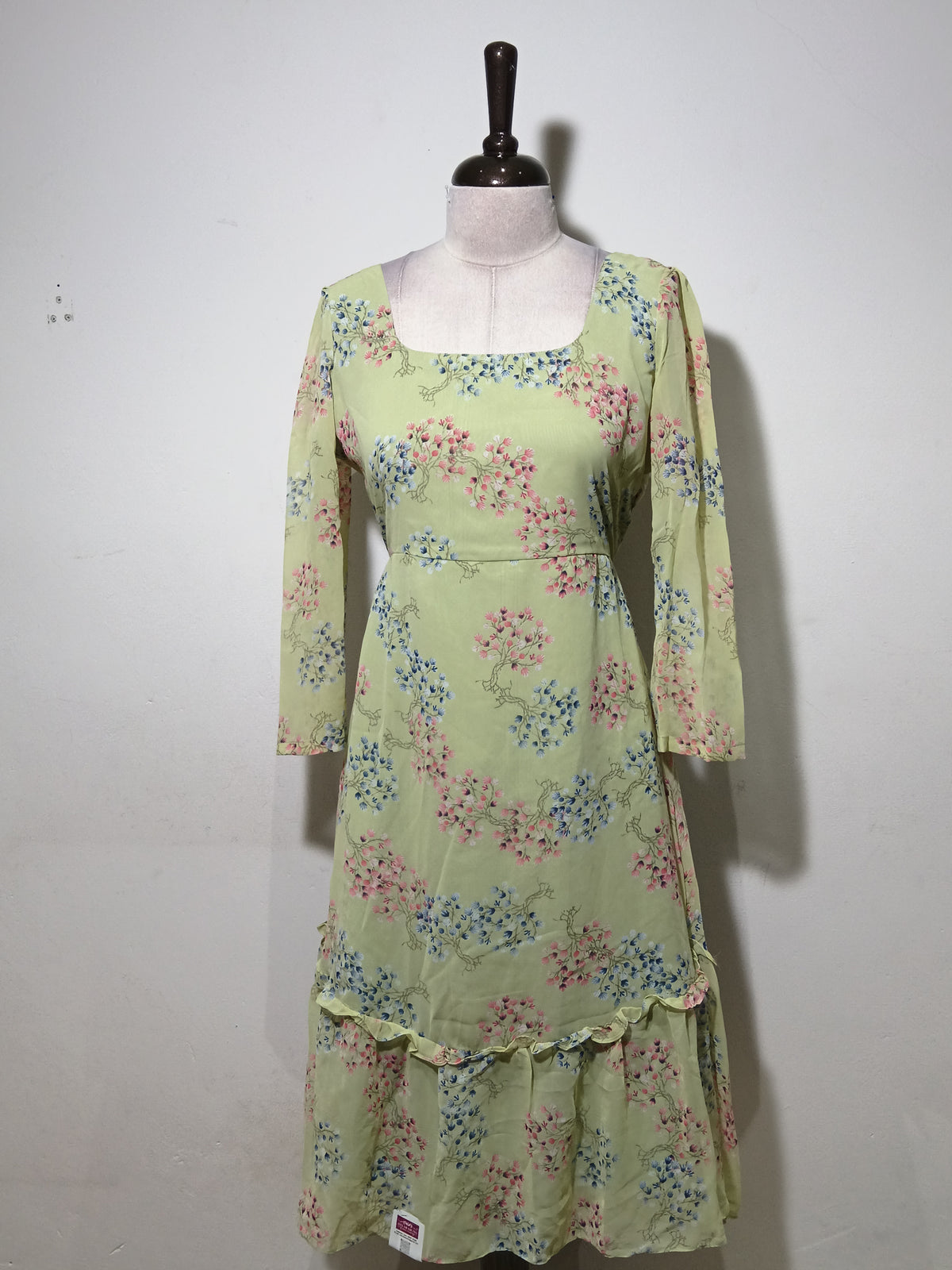 OFFER SALES TOP'S - IHA 35257