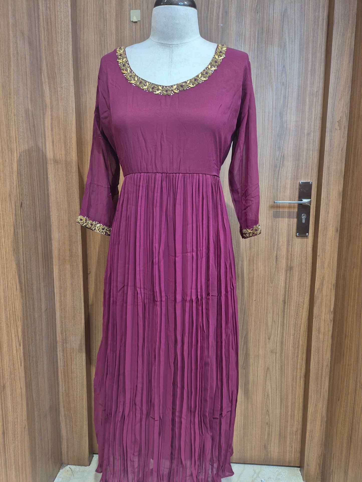 OFFER SALES TOPS COLLECTIONS - IHA 26789