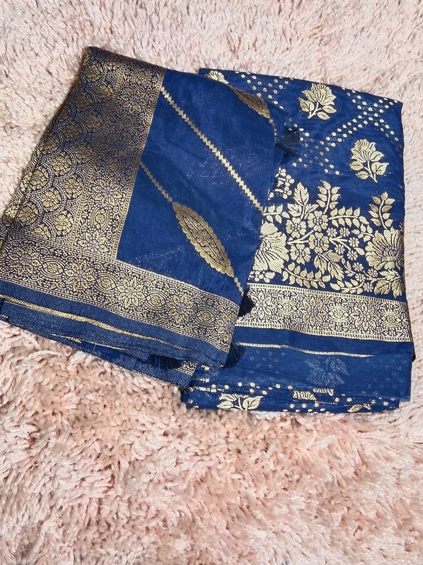 OFFER SALES UNSTITCHED SALWAR SUITS -  IHA 34917